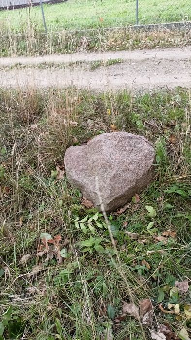 Kamienie duże oddam