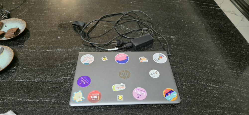 Laptop HP Pavilion 15 - cc502nw