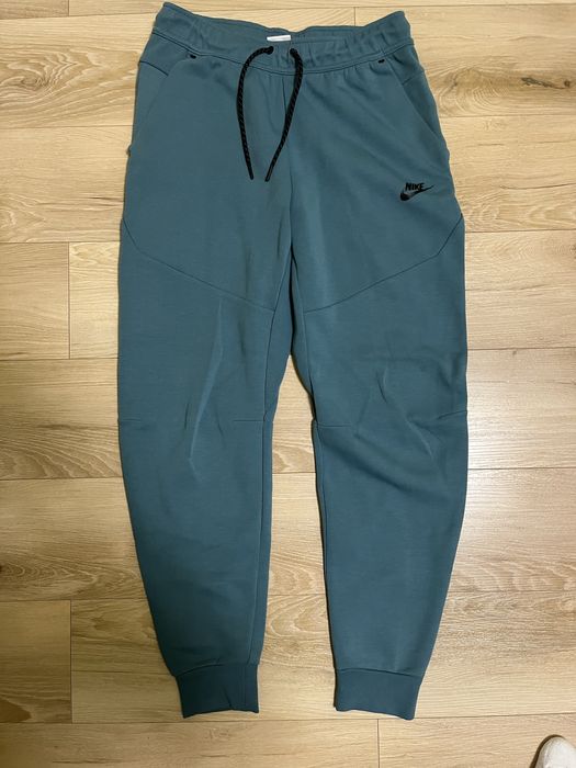 Штаны nike tech fleece