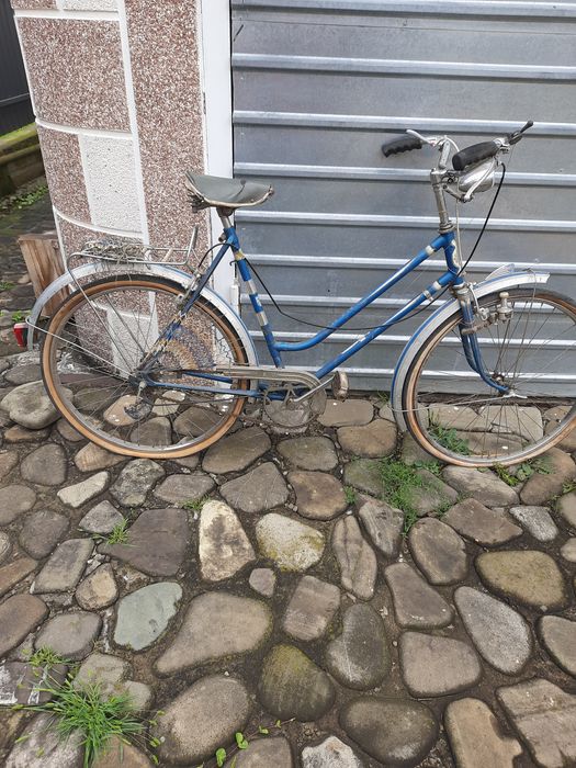 Старий німецький   велосипед.