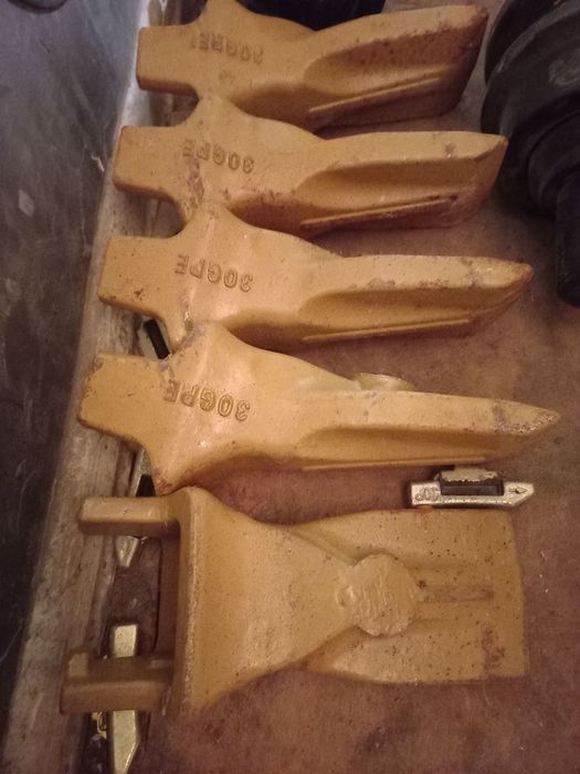 Продам каронки на экскаватор