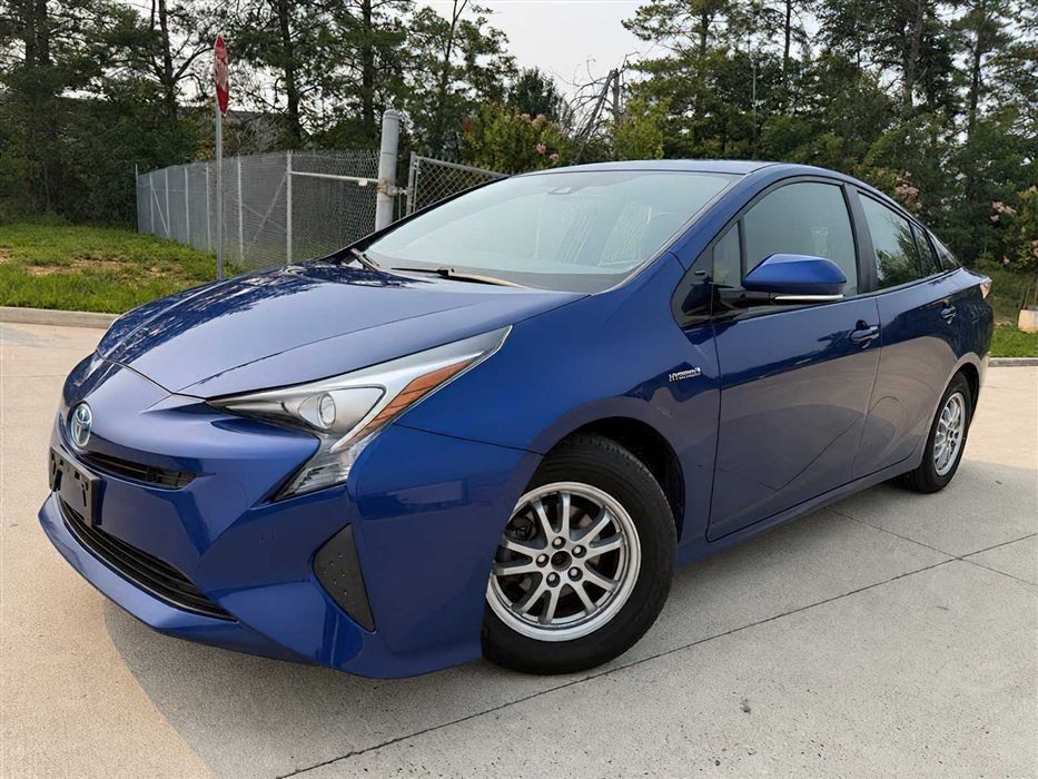 Toyota Prius      2016