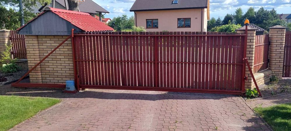 Brama ogrodzeniowa + furtka