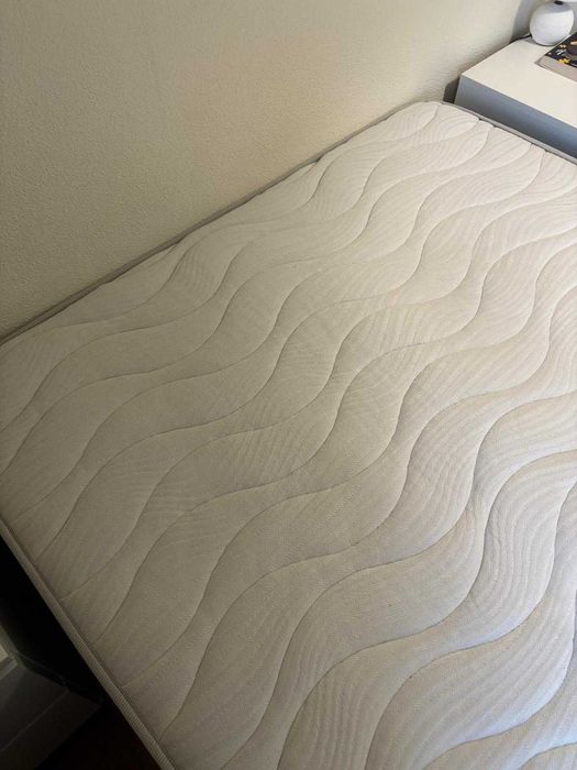 Colchão e Estrado 140x200cm