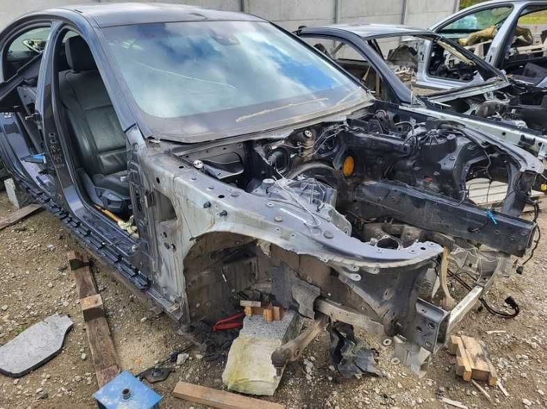 Четверть крило BMW 5 F10 бмв розборка блотнік