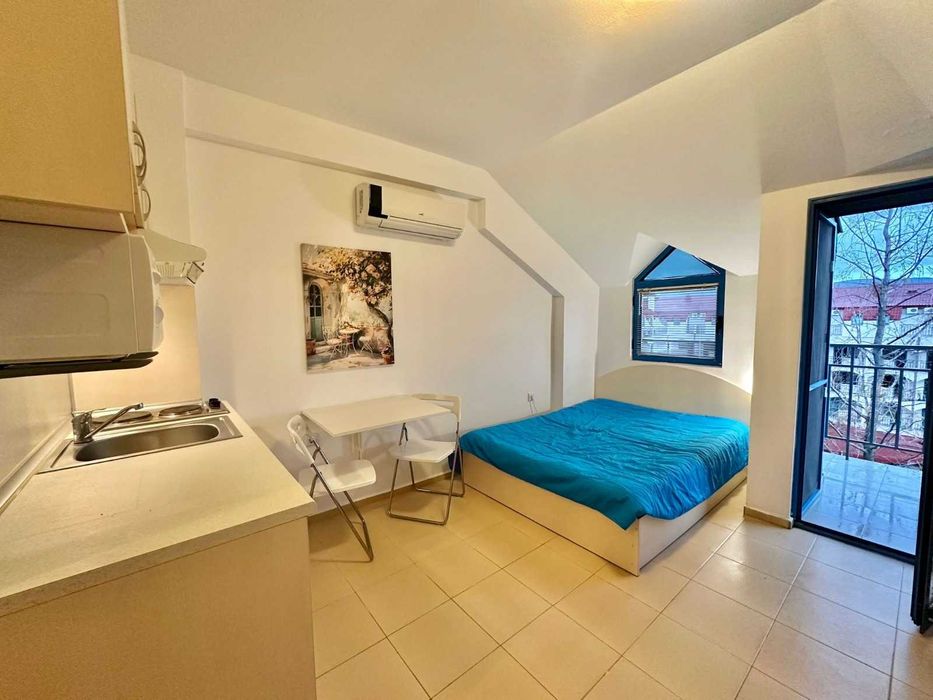 Красивое студио в центре Солнечного Берега