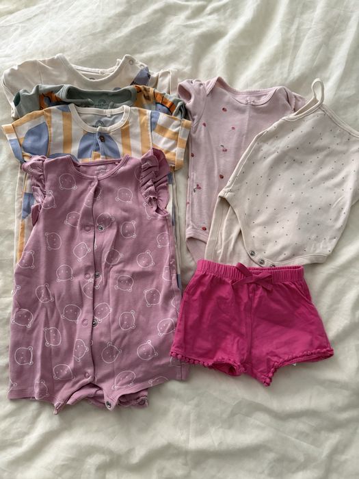 Літні речі на дівчинку