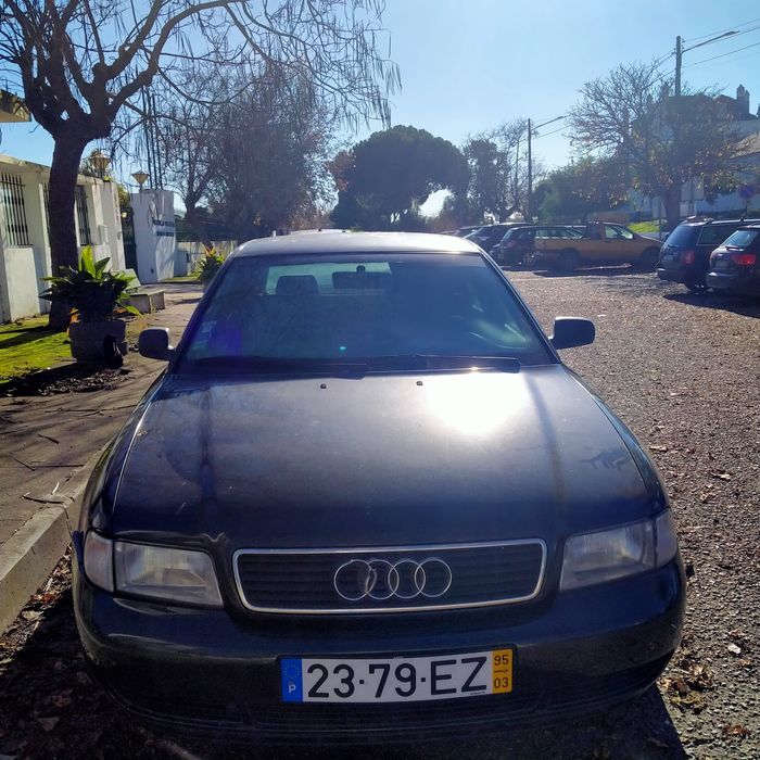 Audi A4 GPL Ler anúncio