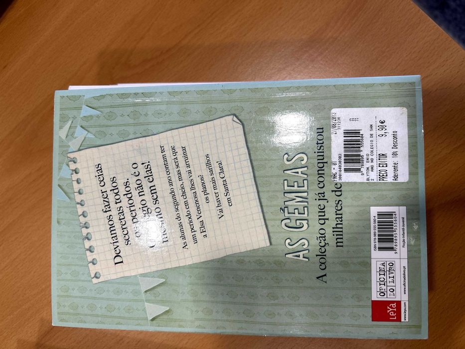 Coleção de livros infanto-juvenis :As Gémeas