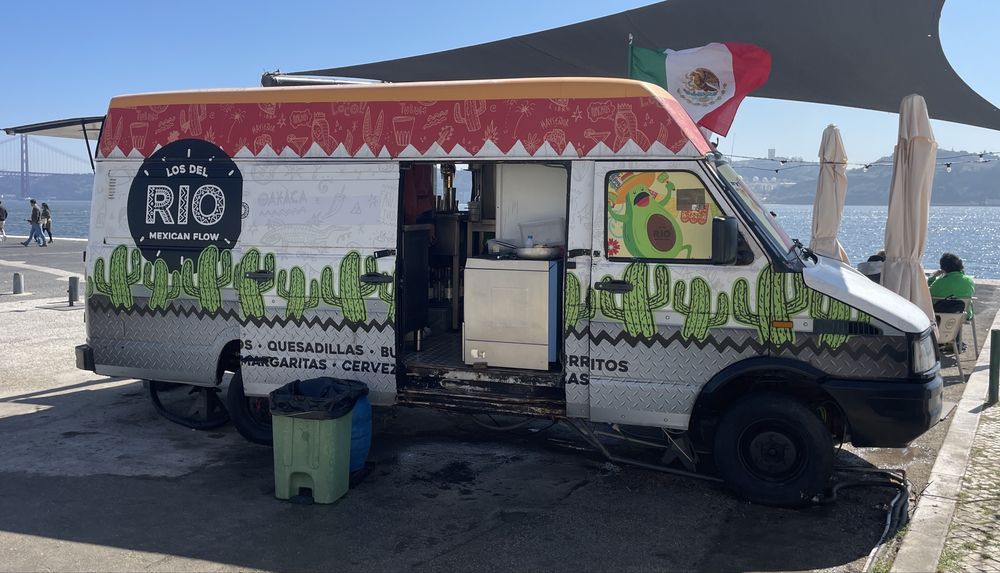 Iveco Daily Food Truck Homologada | Totalmente Equipada | Roulote Bar