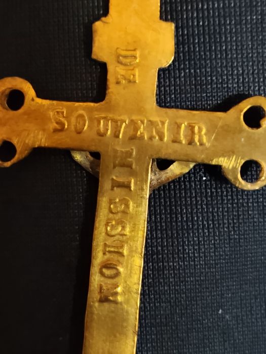 Crucifixo Antigo "Souvenir de la Mission" (Finais do Séc. XIX / Inícios do Séc. XX)