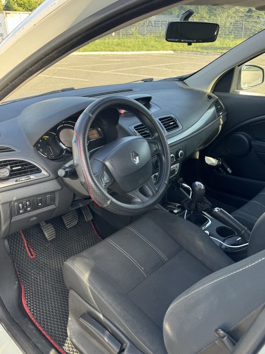 RENAULT MEGANE 2013 рено меган 3