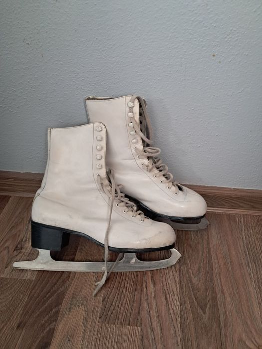 Łyżwy figurowe 39