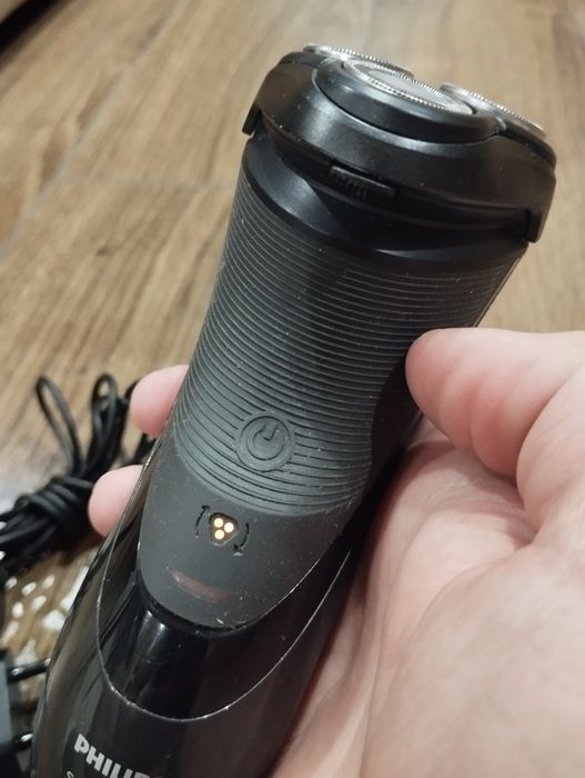 Бритва для волосся philips 3000 series