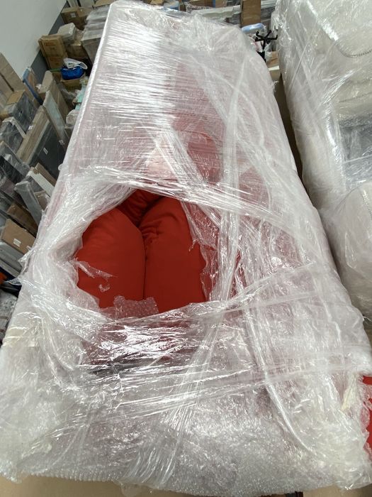 Sofa vermelho e veludo barato