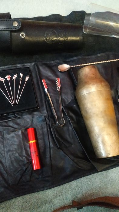 Инвентарь бармена подарочный набор.