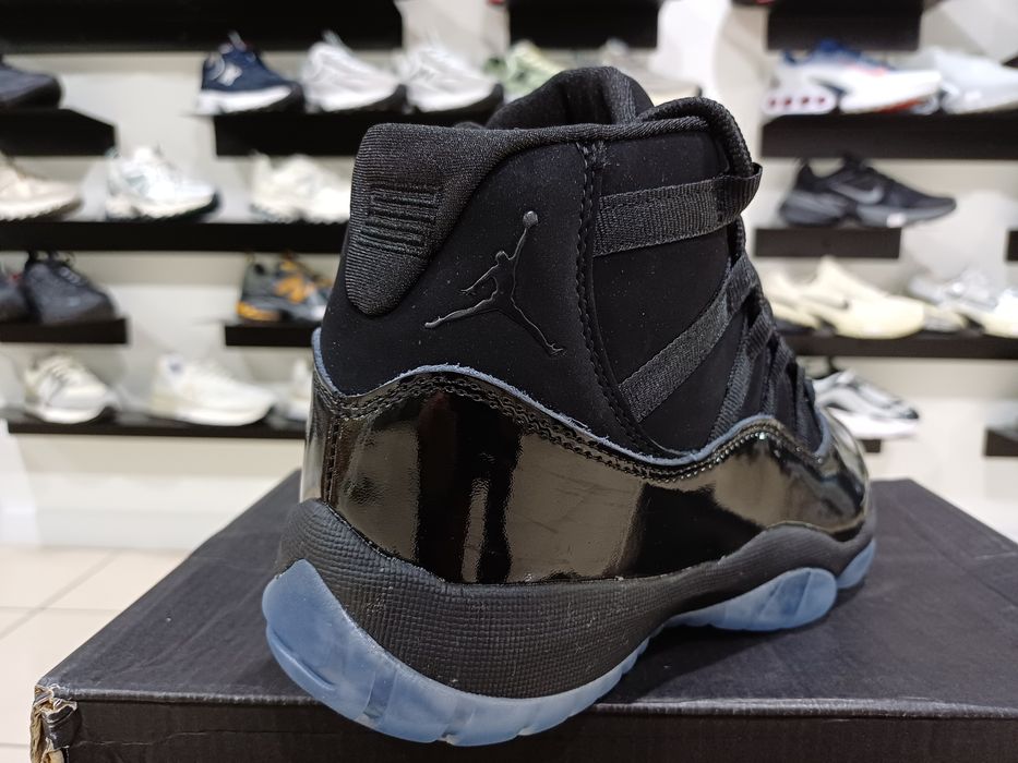 Кросівки чоловічі Jordan 11 Retro