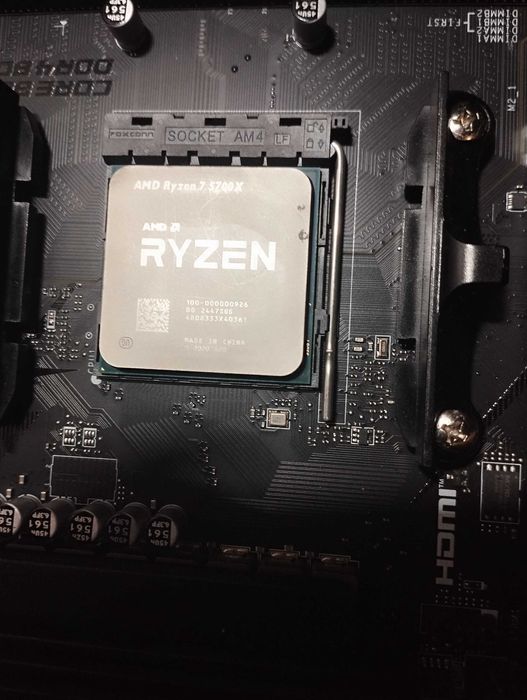 ryzen 7 5700x не робочій!