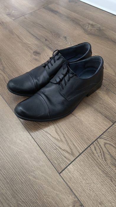 Buty eleganckie czarne 42 polskie