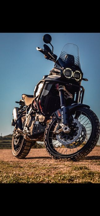 Ducati Desert X R22