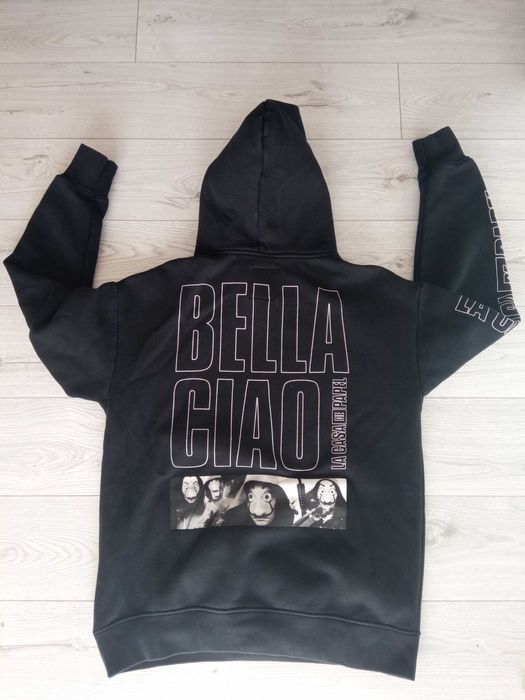 S, Pull &Bear, La Casa de Papel, bluza z kapturem i nadrukiem Netflix