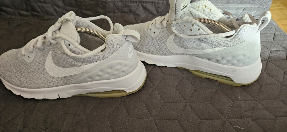 Nike  Air  buty 39