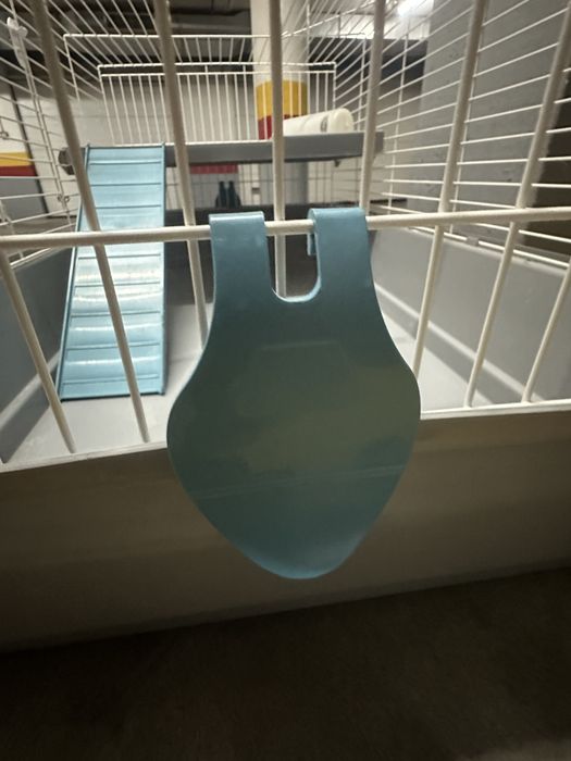 Gaiola grande roedores ( praticamente nova) 2 andares