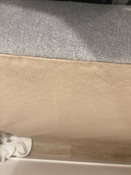 Cabeceira de cama com presponto