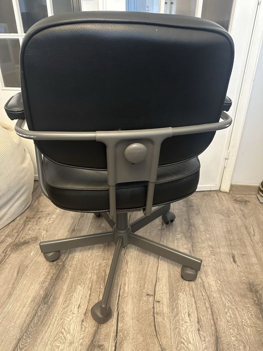 Ikea  alefjall cadeira