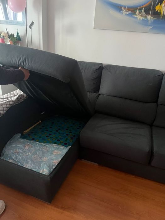 Sofá 3 lugares com arrumação