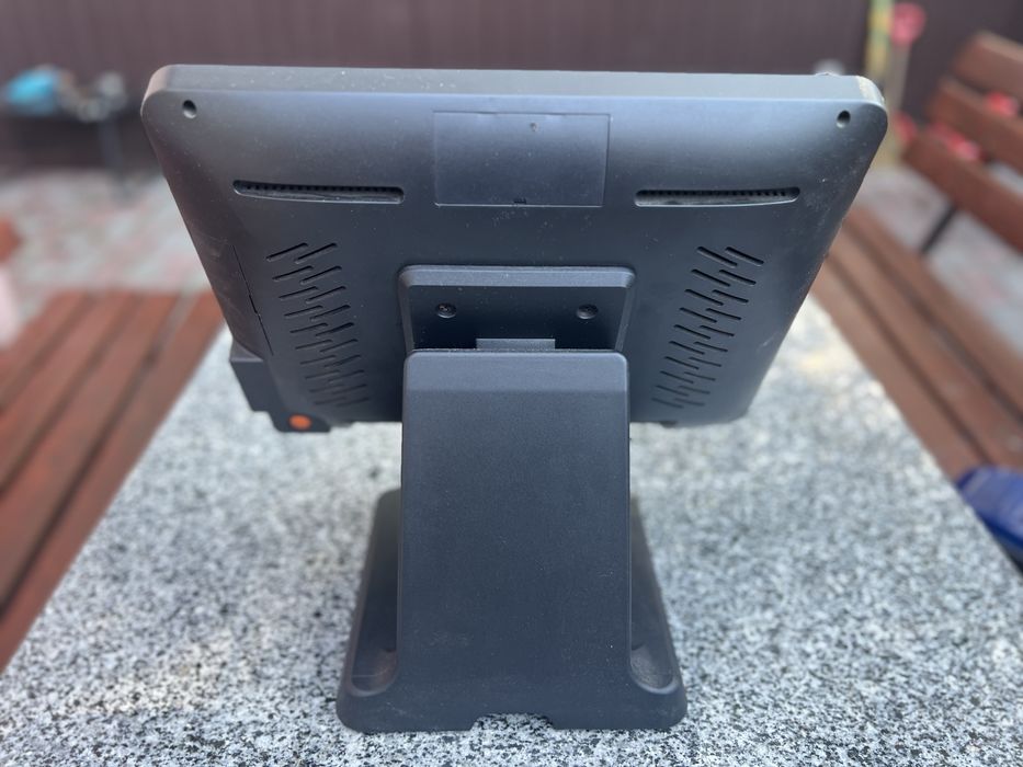 Сенсорний POS термінал на 16 гб памяті в ідеальному стані