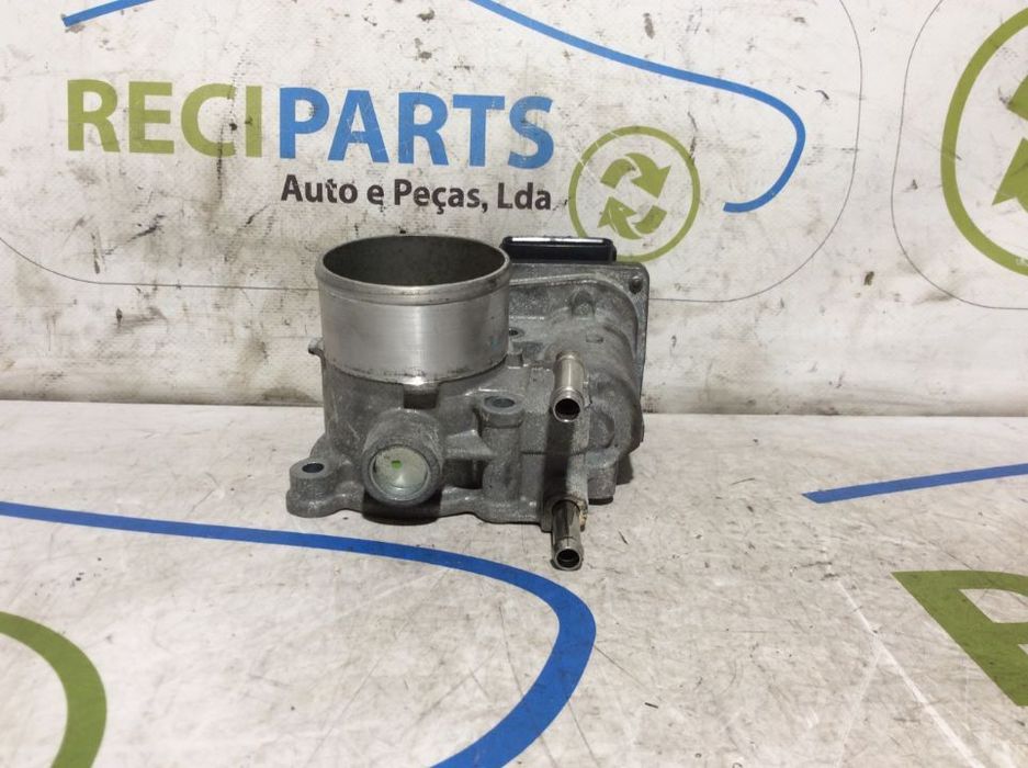 Corpo de borboleta Toyota Auris E18 2.0 D4D Ref. 26100-0R020