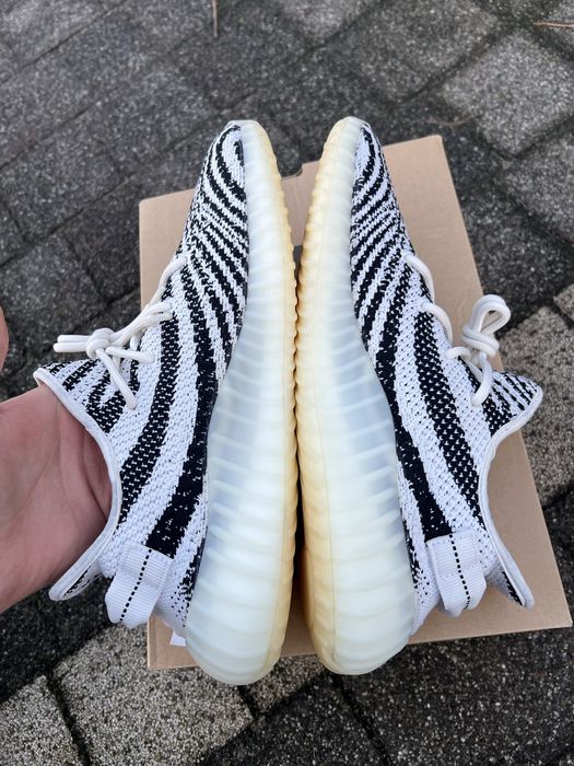 Adidas Yeezy Boost 350 V2 Zebra sneakersy buty białe 46