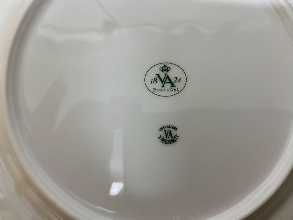 Peças soltas do serviço Cozinha Velha da Vista Alegre