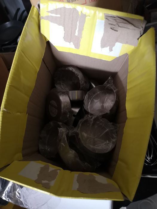 Cinzeiro em alumínio
