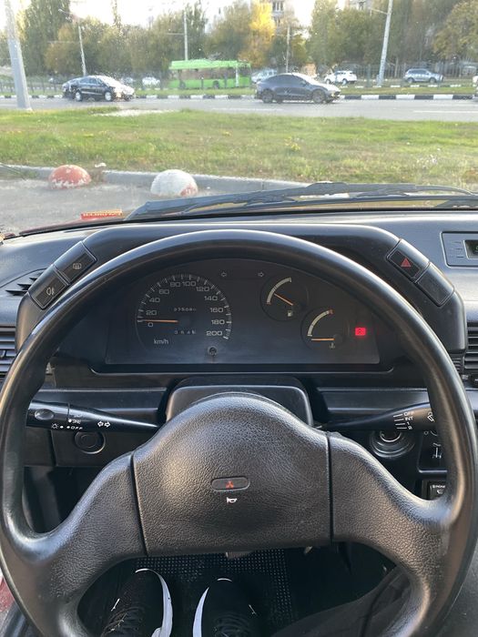 Mitsubishi lancer 1991р