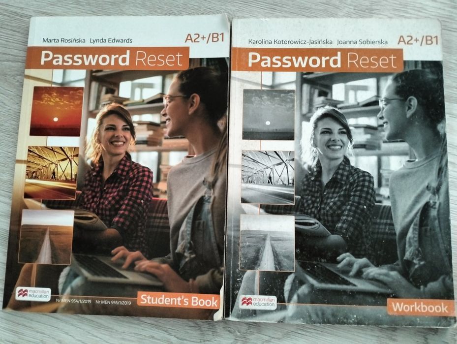 Podręcznik i zeszyt ćwiczeń do angielskiego