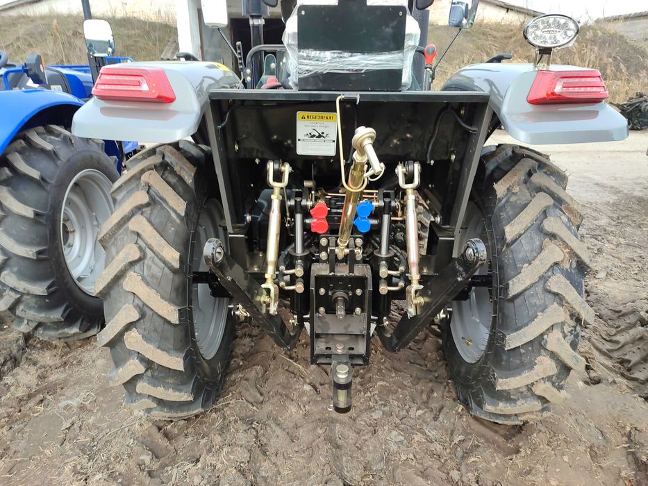 Трактор Скаут ТУ 404 2024 года ровный пол