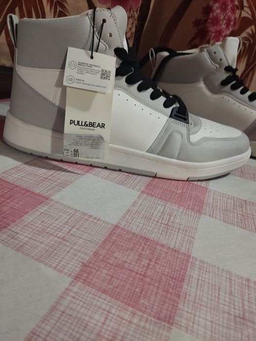 Кросівки PULL BEAR