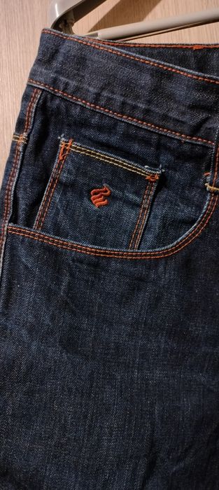 Spodnie jeansy ROCAWEAR W34
Rozm