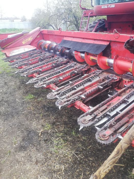 Продам кукурудзяну жатку