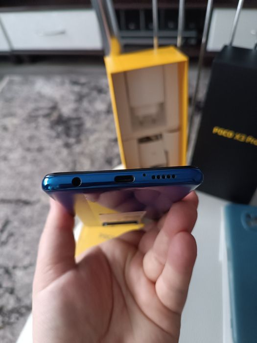 ИГРОВОЙ Poco X3Pro, память 8+3-256гиг, идеал..