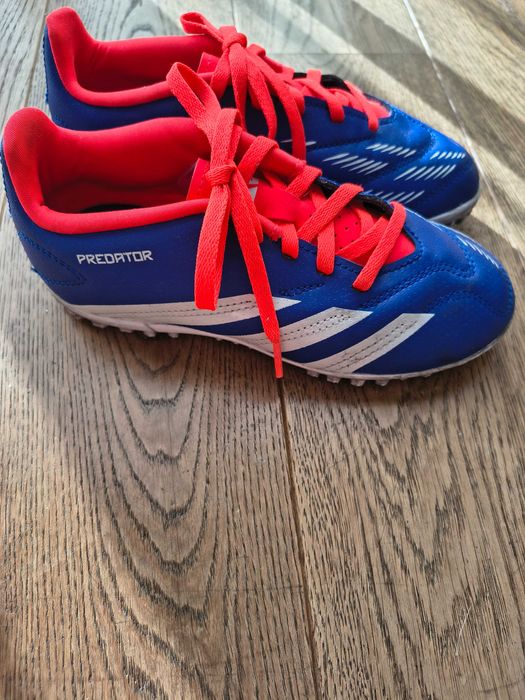 Turfy adidas predator club TF JR r35