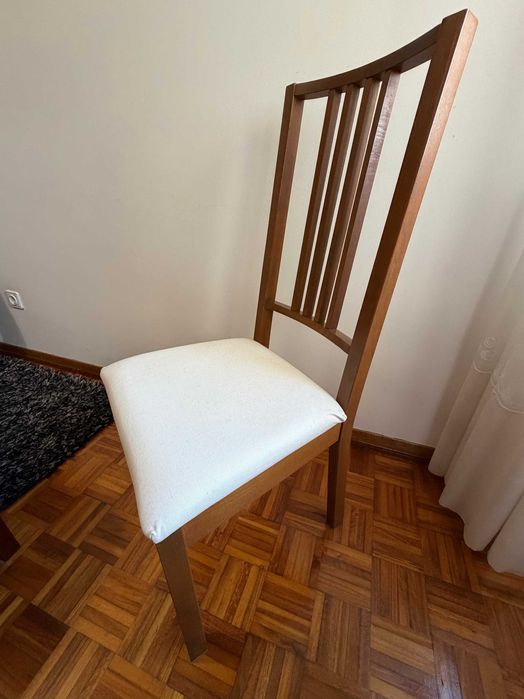 Mobília de Quarto Casal em Cerejeira – Cama (com colchão)+Cómoda+Roupeiro+Espelho+Cadeira+Mesinhas