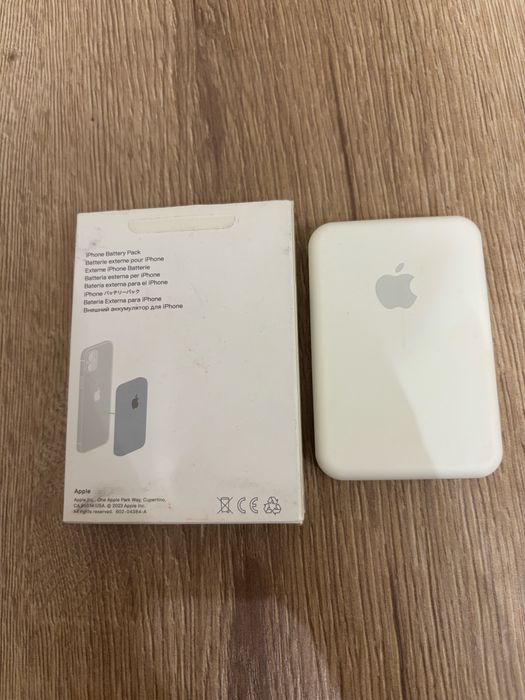 Iphone battery pack