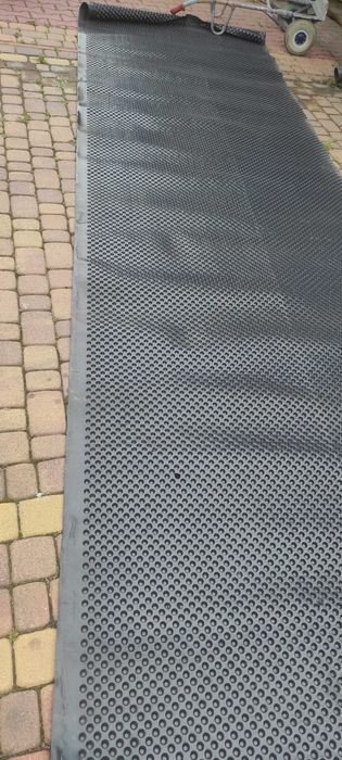 Folia kubełkowa fundamentowa