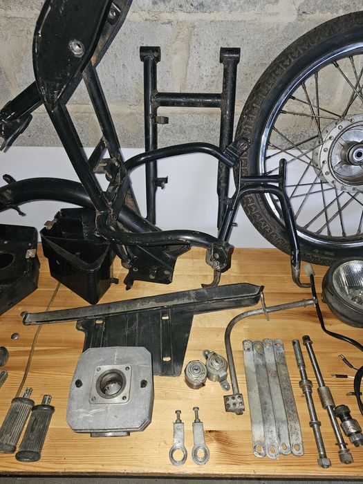 Części Romet Chart lampa wahacz kolo kanapa stopka licznik tlumik zmd