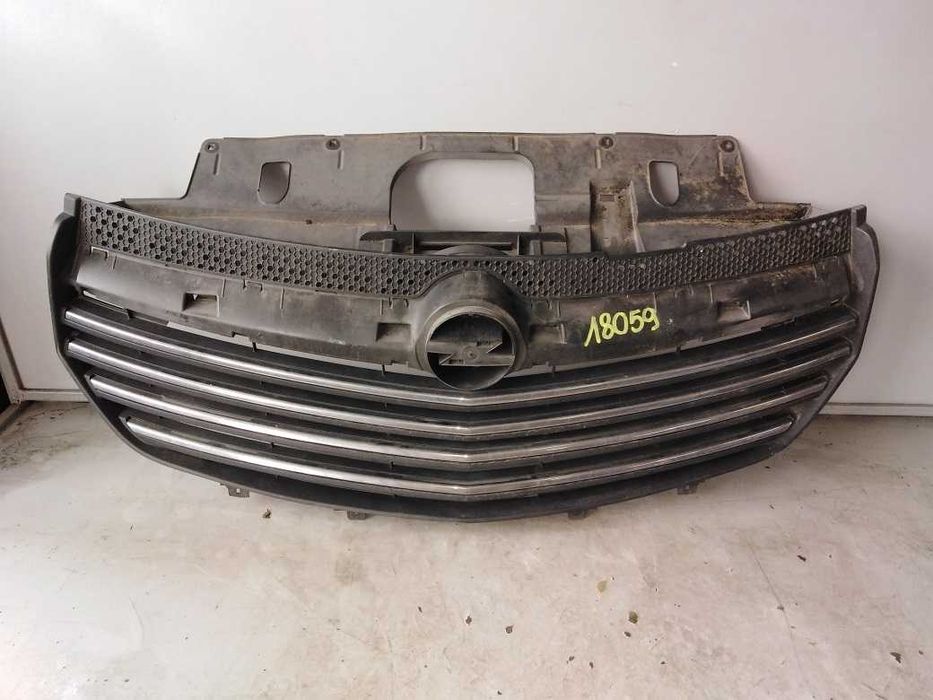 Opel Vivaro B II Atrapa Grill Zderzaka