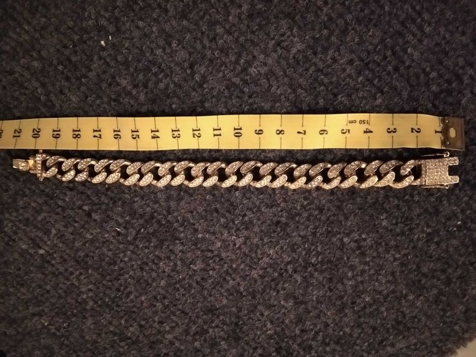 Pulseira muito vistosa