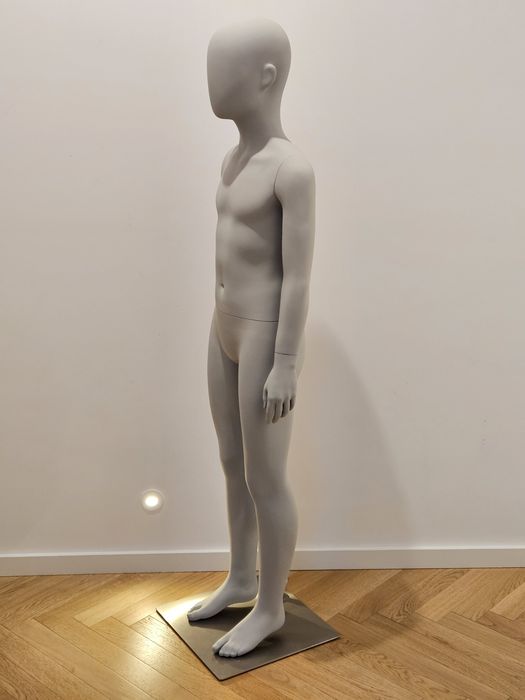 Manekin dziecięcy Best Mannequins BINK 10 lat 140 cm + stalowa podstawa